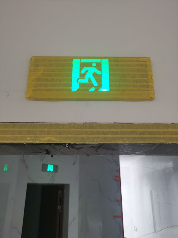 地下空間應(yīng)急疏散系統(tǒng)的特殊設(shè)計(jì)要求有哪些？